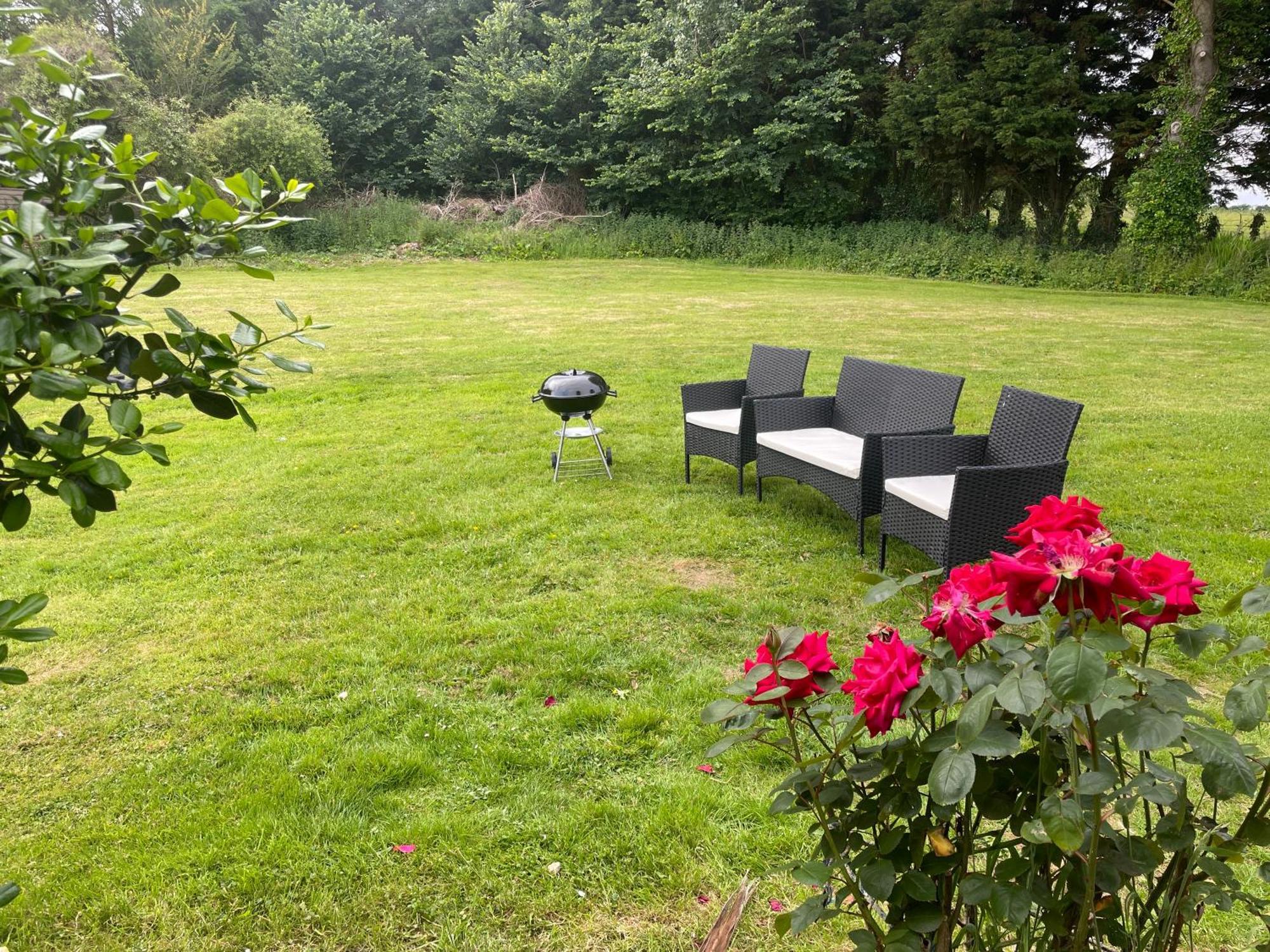 Look No Further Gorgeous Newly Renovated Contemporary Chalet Sandown Bay Holiday Centre Exterior foto